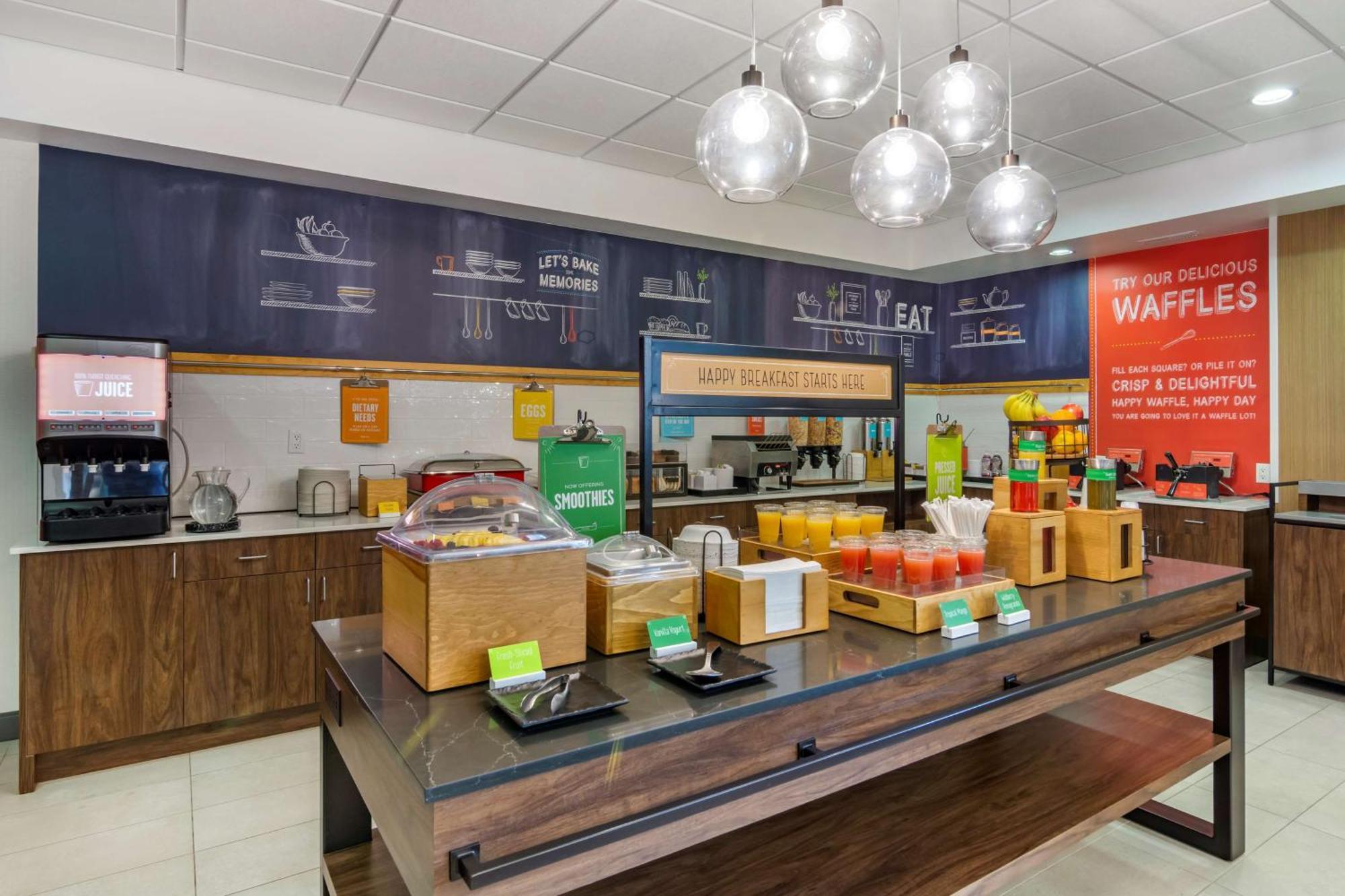 Hampton Inn & Suites Edmonton/West Bagian luar foto