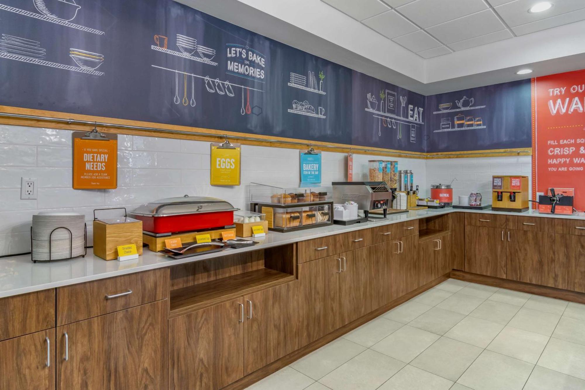 Hampton Inn & Suites Edmonton/West Bagian luar foto