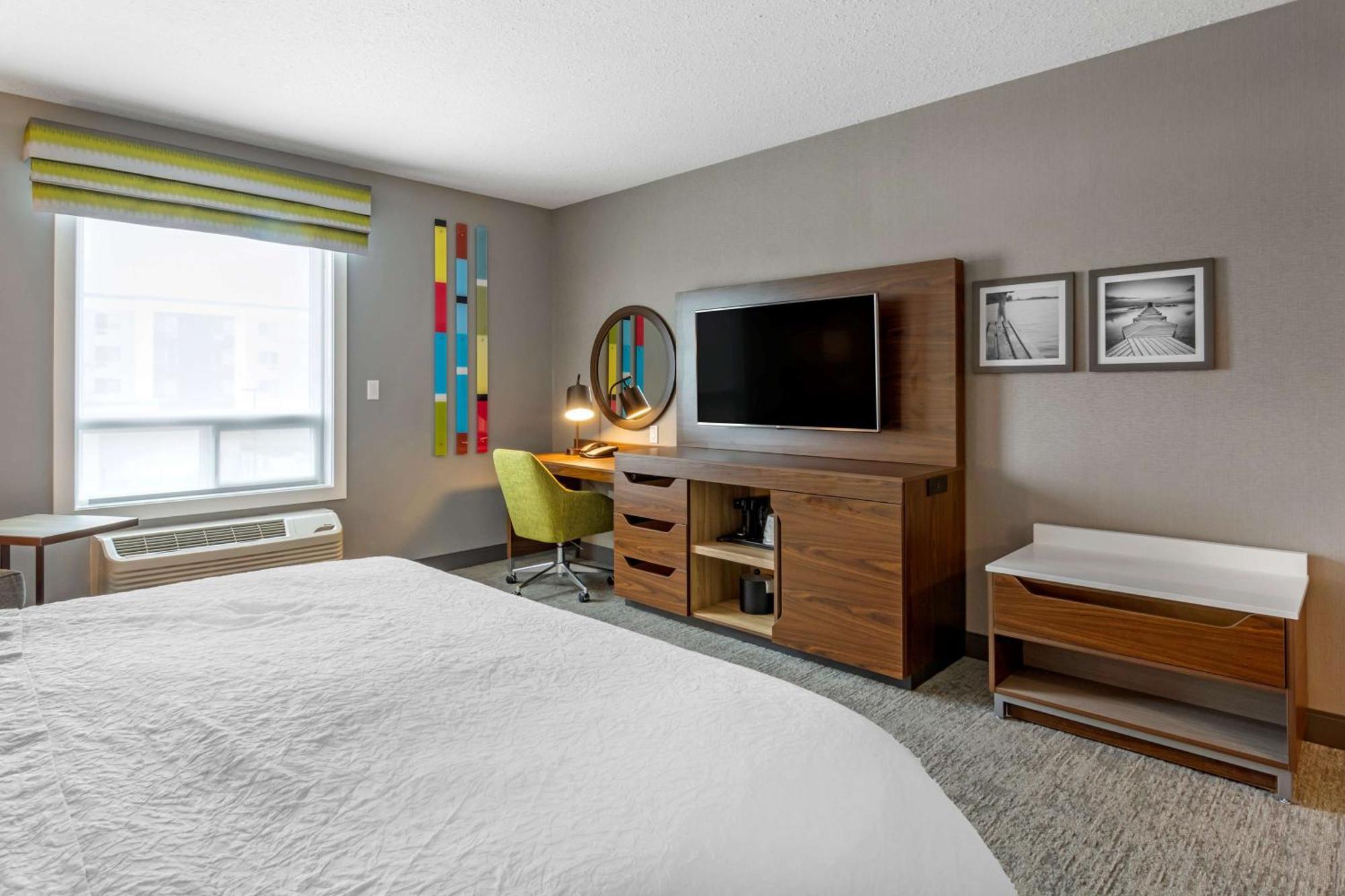 Hampton Inn & Suites Edmonton/West Bagian luar foto