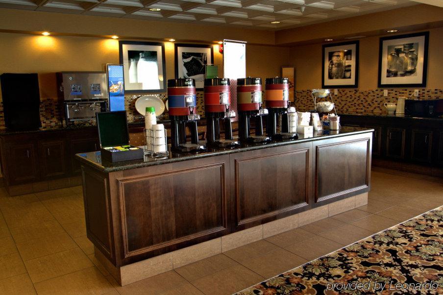 Hampton Inn & Suites Edmonton/West Restoran foto
