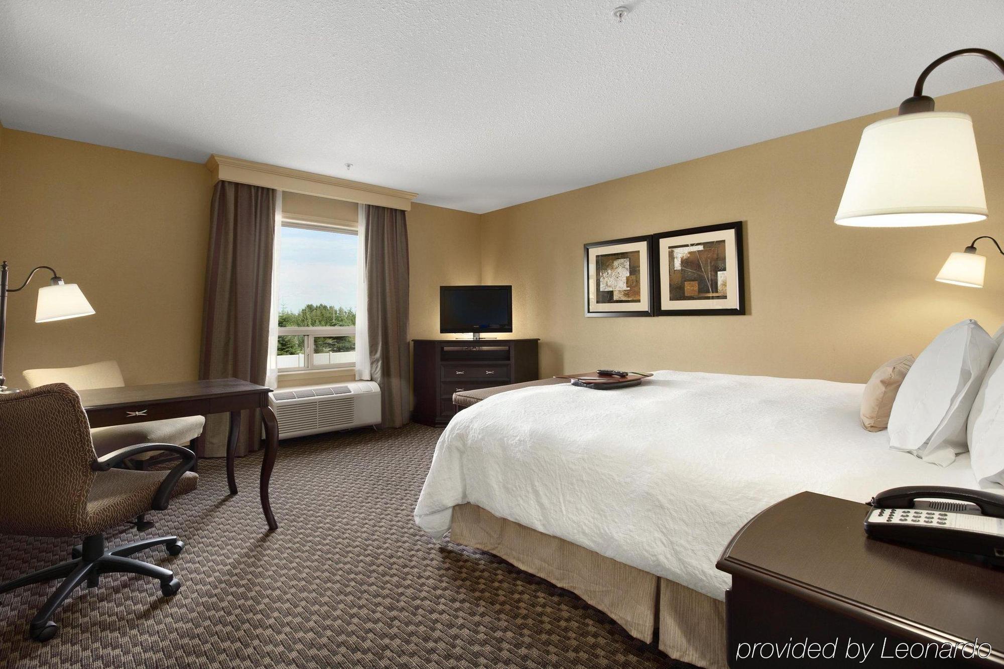 Hampton Inn & Suites Edmonton/West Bagian luar foto