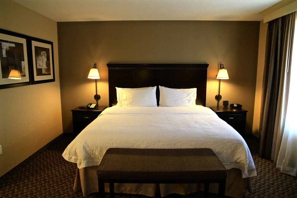 Hampton Inn & Suites Edmonton/West Bagian luar foto