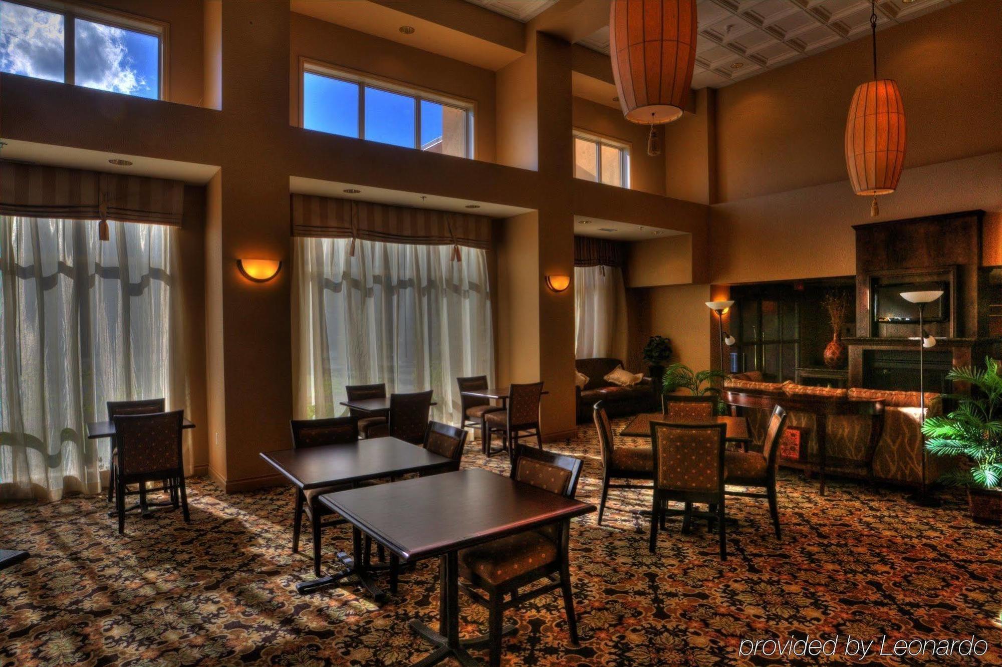 Hampton Inn & Suites Edmonton/West Restoran foto